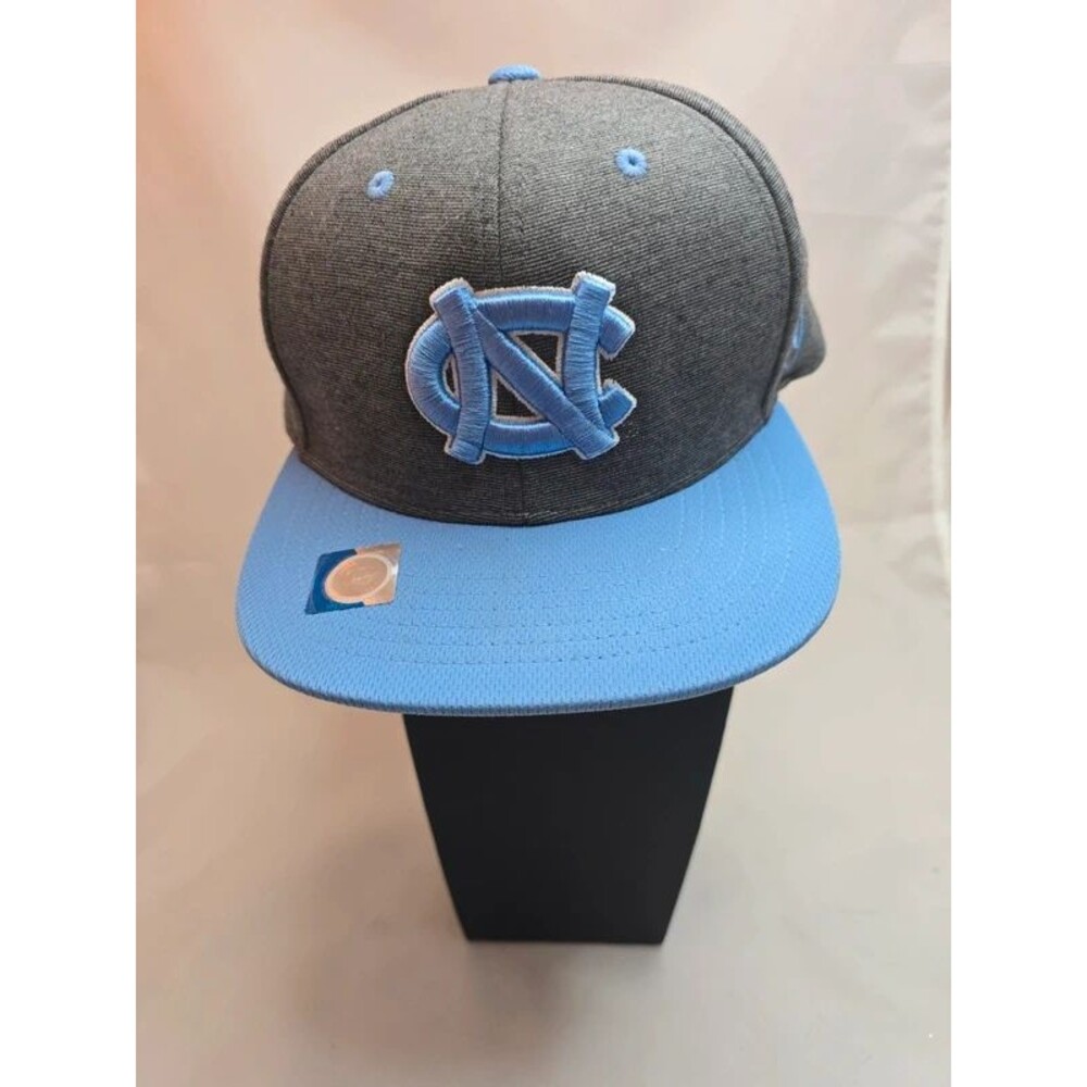 UNC Tar Heels Top of the World Snapback Hat Gray Carolina Blue Flat Bill